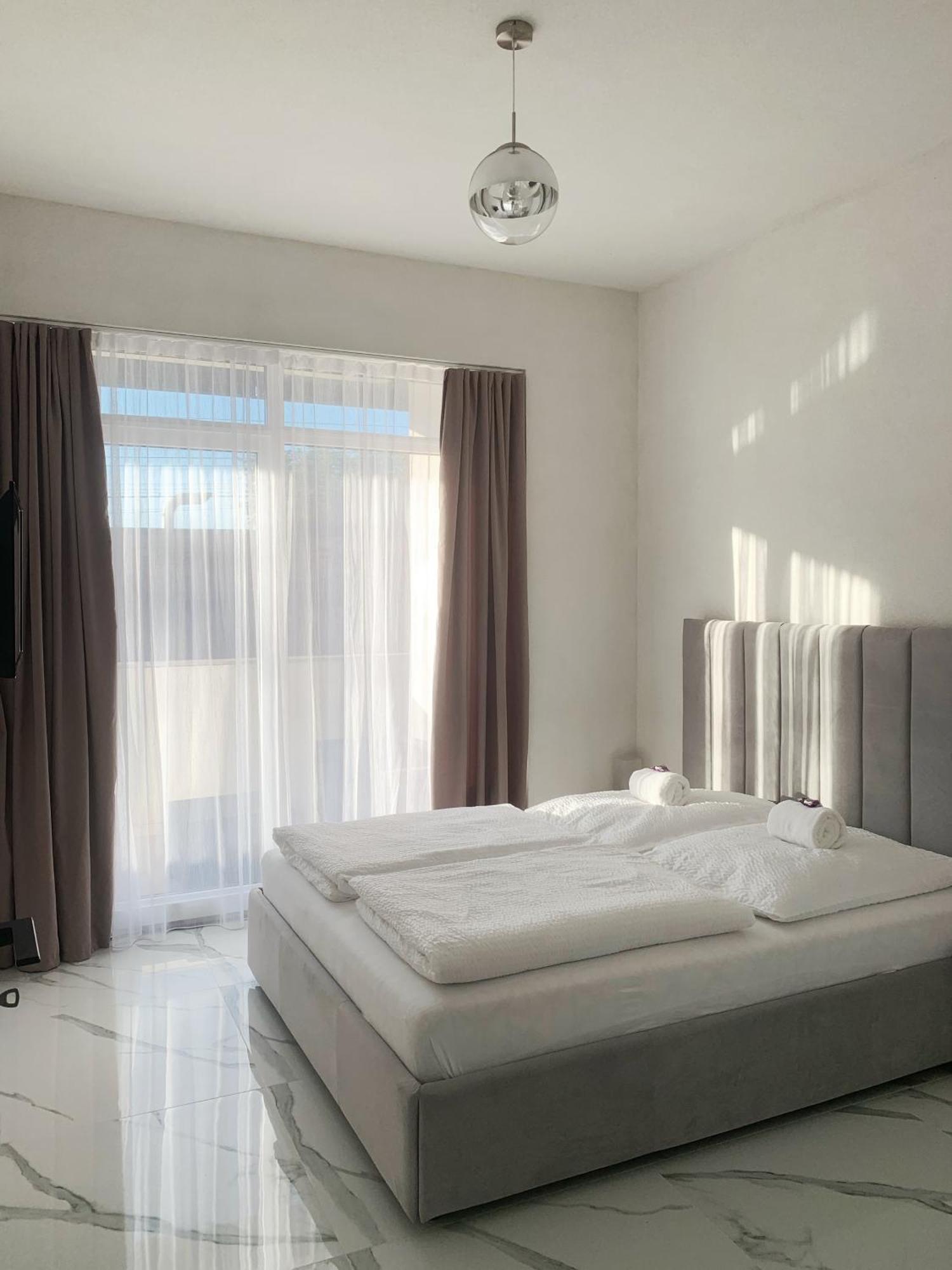 Silver Moon Residence 3 Αράντ Εξωτερικό φωτογραφία